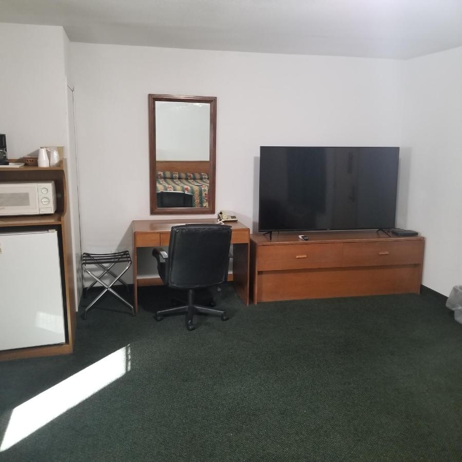 Budget 8 Motel 约翰迪 外观 照片