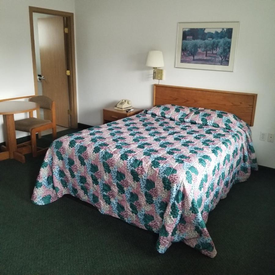 Budget 8 Motel 约翰迪 外观 照片