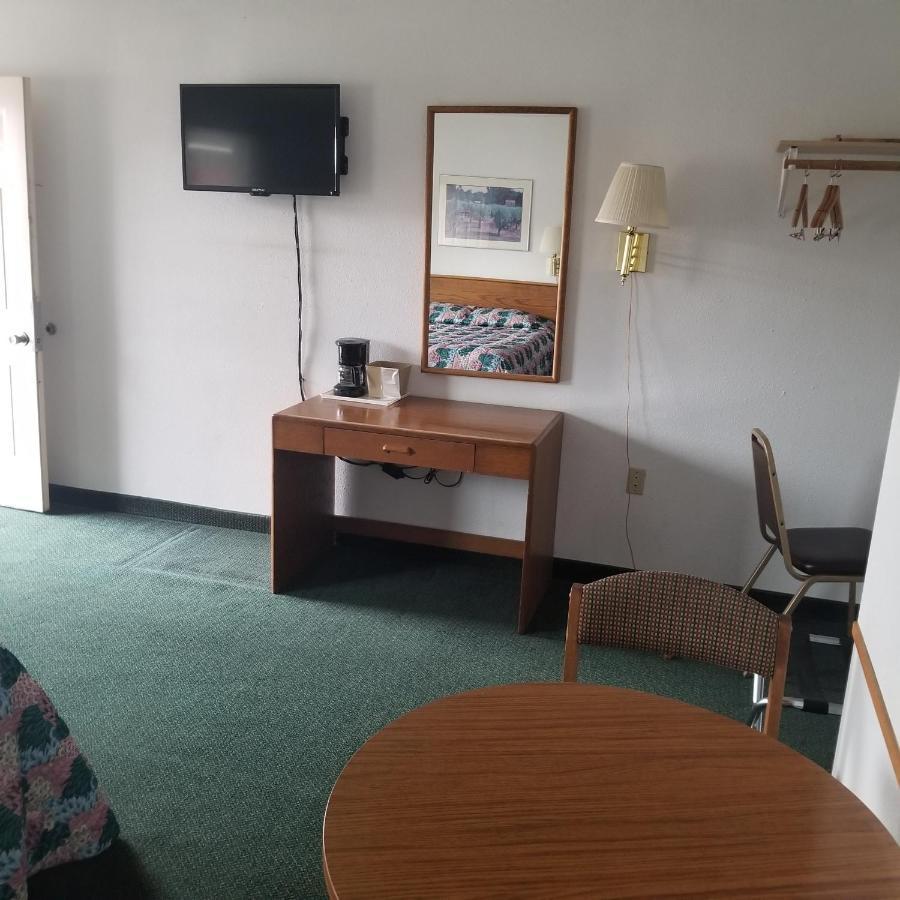 Budget 8 Motel 约翰迪 外观 照片